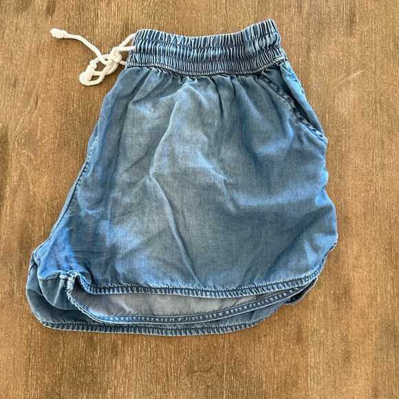 Lightweight Drawstring Summer Shorts - Picture 4 of 6